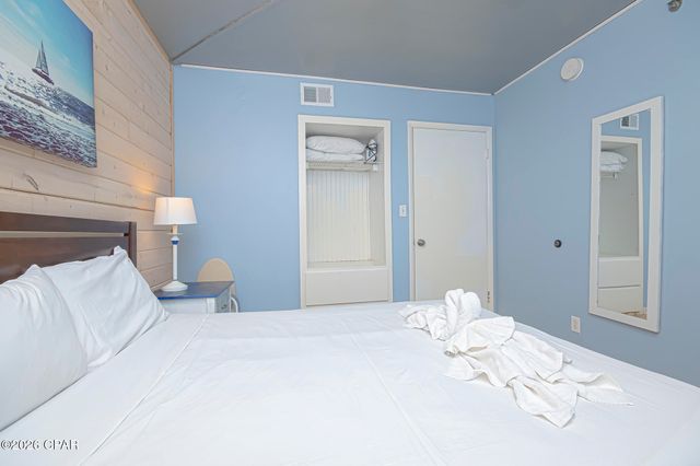 9850 S Thomas Drive 811-E, Panama City Beach, FL 32408