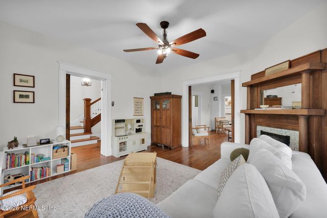 2035 ERNEST Street, Jacksonville, FL 32204