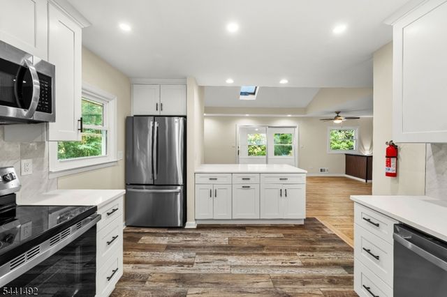 16 Sunset Trl, Rockaway Twp., NJ 07866