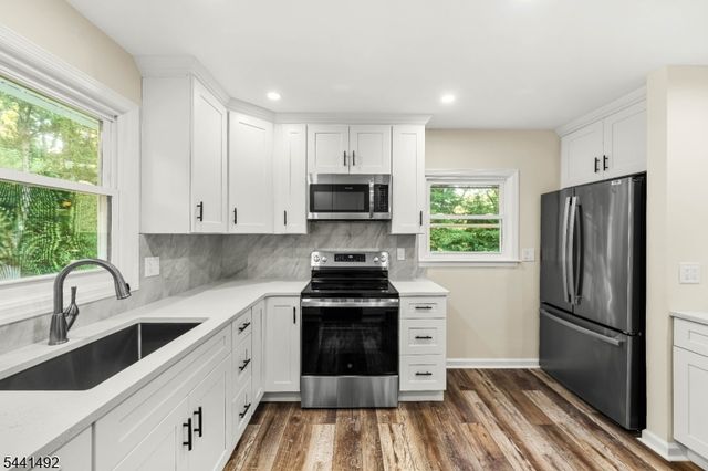 16 Sunset Trl, Rockaway Twp., NJ 07866