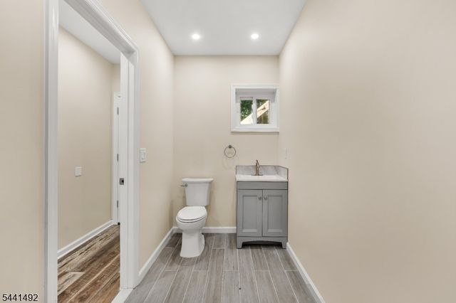16 Sunset Trl, Rockaway Twp., NJ 07866