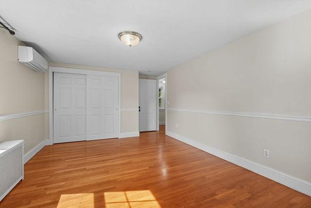 44 Riverview Ave, Longmeadow, MA 01106