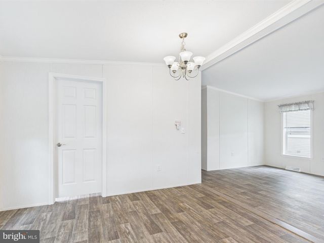 140 PAWNEE AVE, Dover, PA 17315