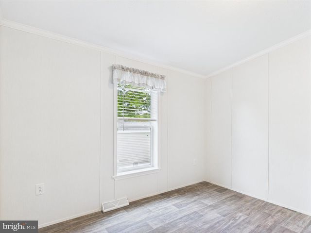 140 PAWNEE AVE, Dover, PA 17315