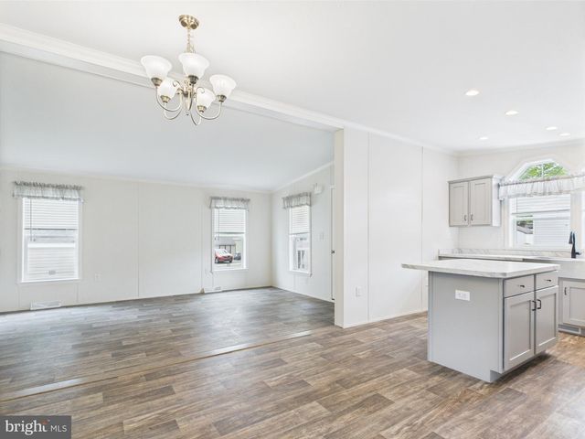 140 PAWNEE AVE, Dover, PA 17315