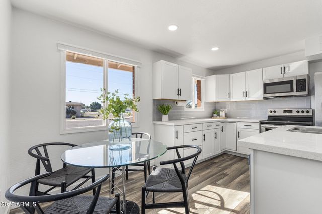 1512 W FAIRMONT Drive, Tempe, AZ 85282