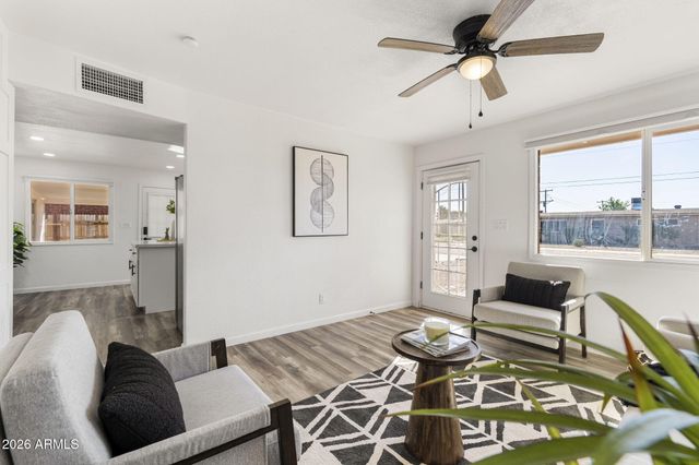 1512 W FAIRMONT Drive, Tempe, AZ 85282