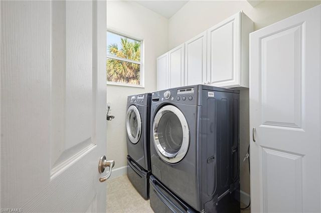 21200 Velino LN, Estero, FL 33928