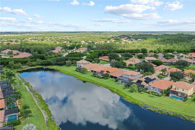 21200 Velino LN, Estero, FL 33928