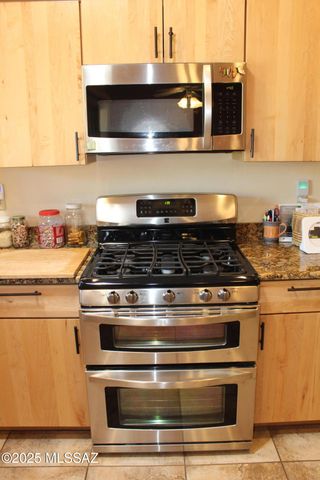 2012 W Via Nuevo Leon, Green Valley, AZ 85622