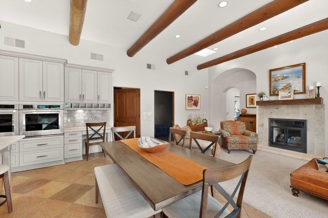 1120 Bona Terra Loop NW, Albuquerque, NM 87114