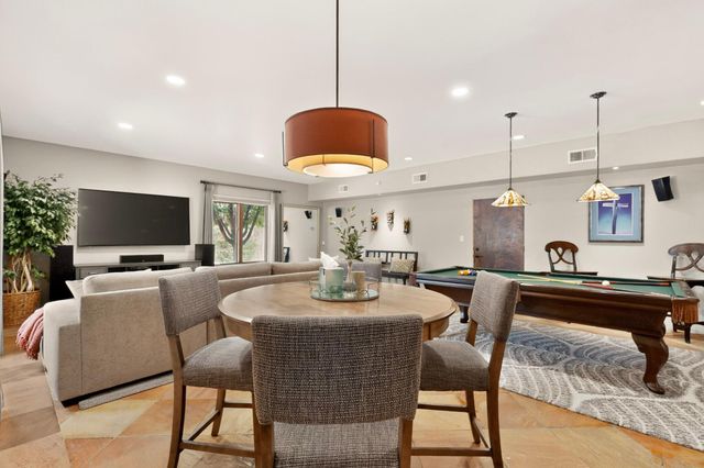 1120 Bona Terra Loop NW, Albuquerque, NM 87114