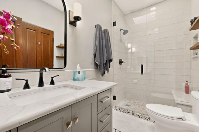 1120 Bona Terra Loop NW, Albuquerque, NM 87114