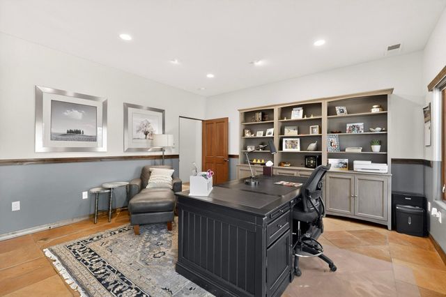 1120 Bona Terra Loop NW, Albuquerque, NM 87114