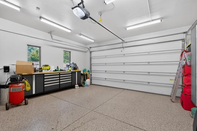 1120 Bona Terra Loop NW, Albuquerque, NM 87114