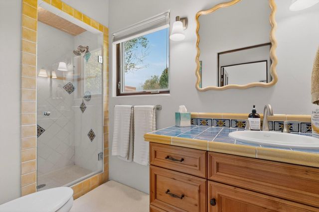 1120 Bona Terra Loop NW, Albuquerque, NM 87114