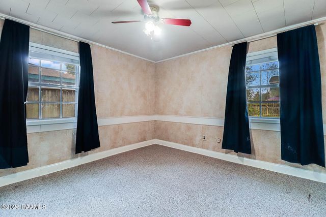 120 Burrow Drive, Scott, LA 70583
