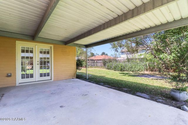 120 Burrow Drive, Scott, LA 70583