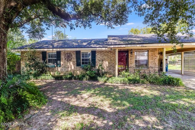 120 Burrow Drive, Scott, LA 70583