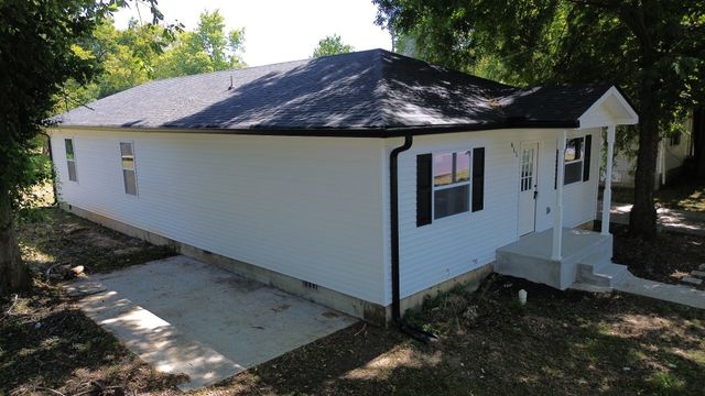 411 Glenn St, Clarksville, TN 37040