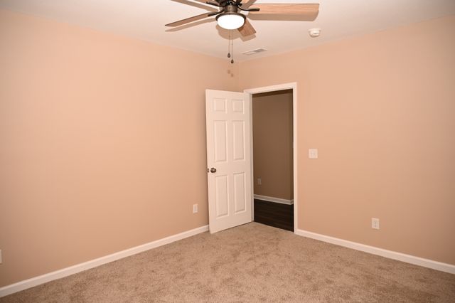 411 Glenn St, Clarksville, TN 37040