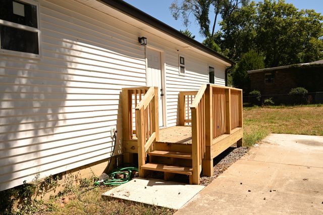 411 Glenn St, Clarksville, TN 37040