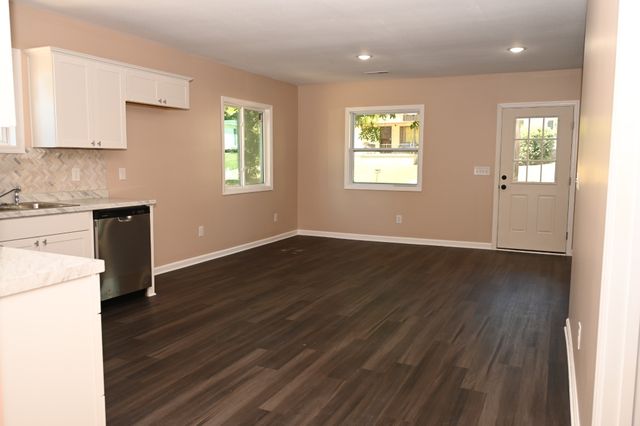 411 Glenn St, Clarksville, TN 37040
