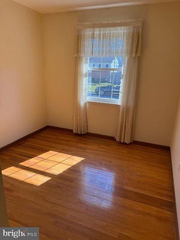 750 215TH ST, Pasadena, MD 21122