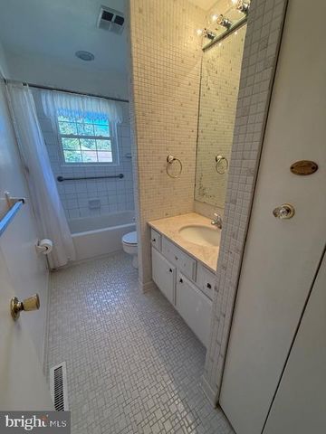 750 215TH ST, Pasadena, MD 21122