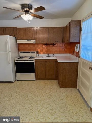 750 215TH ST, Pasadena, MD 21122