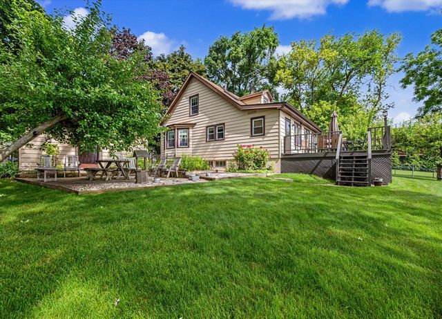 10117 195th AVENUE, Bristol, WI 53104