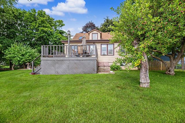 10117 195th AVENUE, Bristol, WI 53104