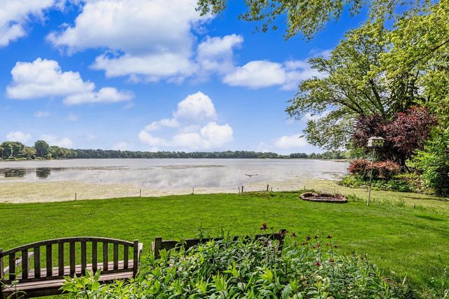 10117 195th AVENUE, Bristol, WI 53104
