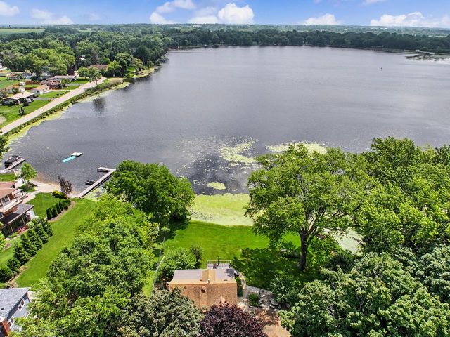 10117 195th AVENUE, Bristol, WI 53104