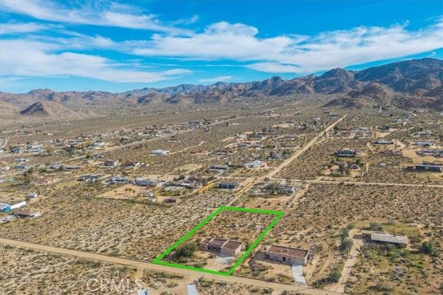 61481 Latham Trail, Joshua Tree, CA 92252