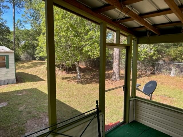 60 N Magnolia Court, Freeport, FL 32439