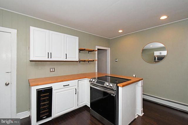 224 BRITTMOIR AVE, Conshohocken, PA 19428