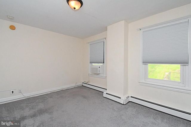 224 BRITTMOIR AVE, Conshohocken, PA 19428