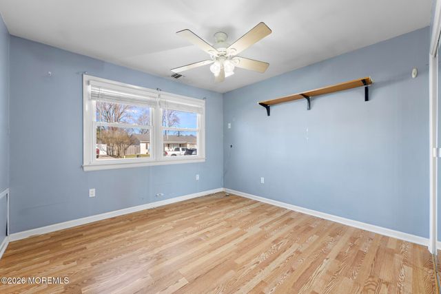 5 Fresno Street, Barnegat, NJ 08005