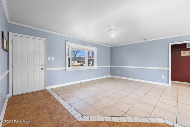 5 Fresno Street, Barnegat, NJ 08005