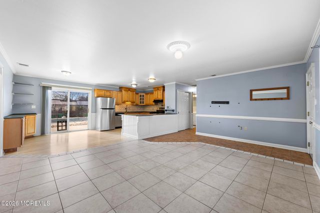 5 Fresno Street, Barnegat, NJ 08005