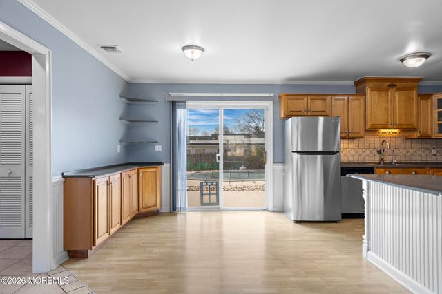 5 Fresno Street, Barnegat, NJ 08005