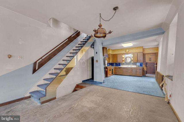 575 BERKLEY ST, Camden, NJ 08103