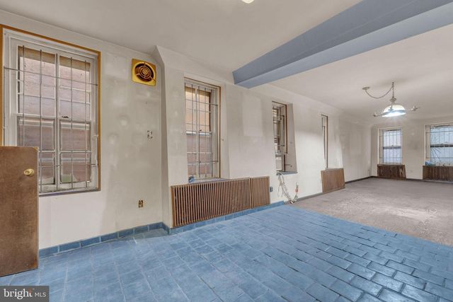 575 BERKLEY ST, Camden, NJ 08103