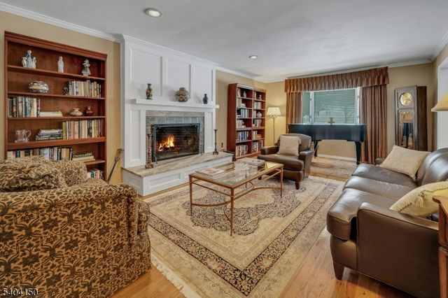 31 Garfield Ave, Madison Boro, NJ 07940