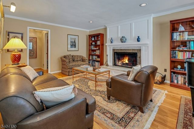 31 Garfield Ave, Madison Boro, NJ 07940