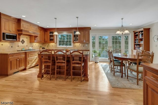 31 Garfield Ave, Madison Boro, NJ 07940