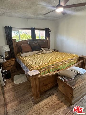 1230 W 68th Street, Los Angeles, CA 90044
