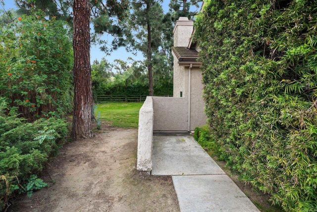 820 Cardamom Ct, Chula Vista, CA 91910