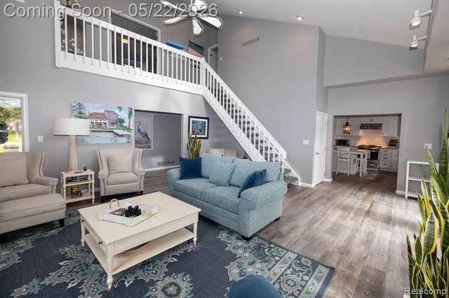 625 Island Drive, White Lake, MI 48386